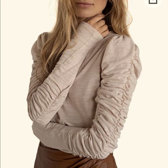 We The Free Tops - WE THE FREE Natasha Long Sleeve Ruched Gathered Top T Tee Shirt Heathered Sand